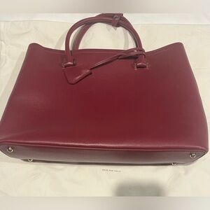 ITALIC Two Compartment Burgundy Tote Bag, EUC,